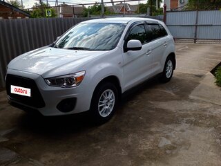 2013 Mitsubishi ASX I Рестайлинг, белый, 1500000 рублей, вид 1