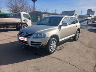 2005 Volkswagen Touareg I, золотистый, 650000 рублей, вид 4