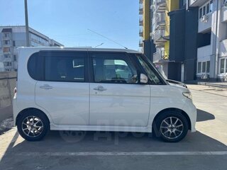 2011 Daihatsu Tanto II, белый, 480000 рублей, вид 4