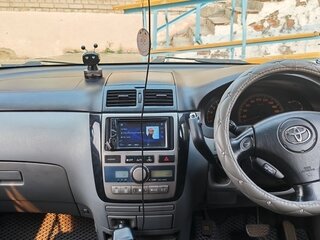 2002 Toyota Ipsum II (M20), серый, 800000 рублей, вид 3