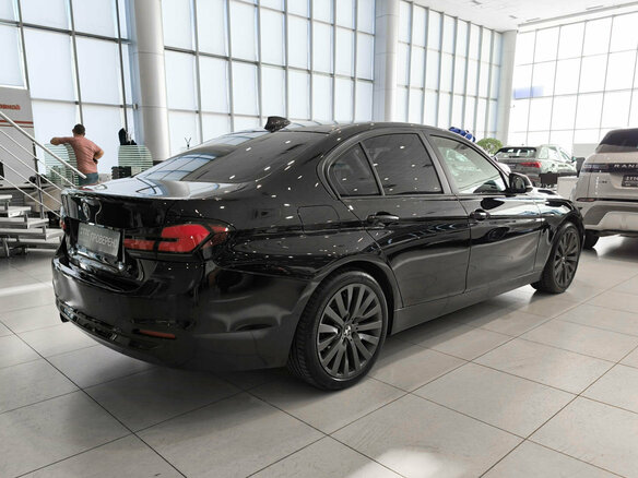 2018 BMW 3 серии 318i VI (F3x) Рестайлинг, чёрный - вид 4