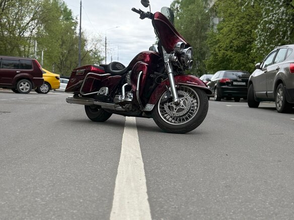 2008 Harley-Davidson Electra Glide, красный, 850000 рублей - вид 2