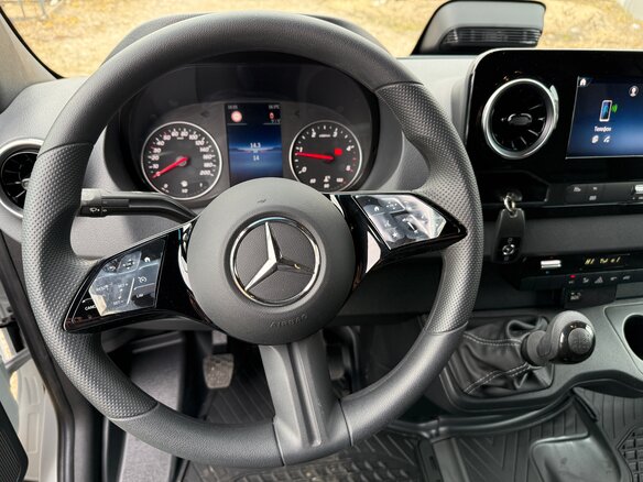 2025 Mercedes-Benz Sprinter, белый, 9600000 рублей - вид 24
