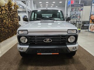 2026 Lada (ВАЗ) Niva Legend I Рестайлинг, серебристый, 1365000 рублей, вид 2