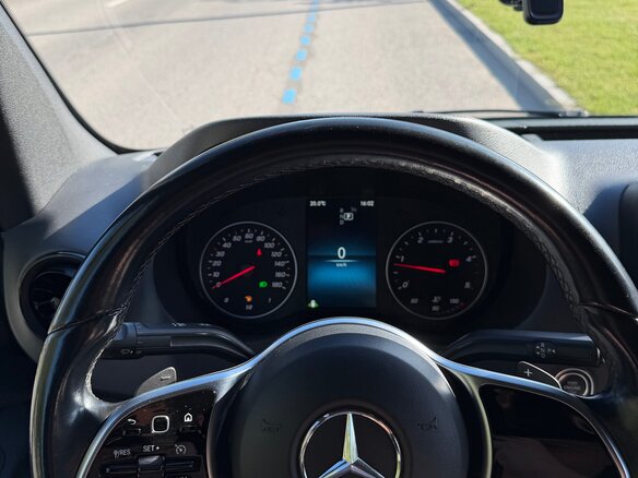 2021 Mercedes-Benz Sprinter, серый, 4750000 рублей - вид 13