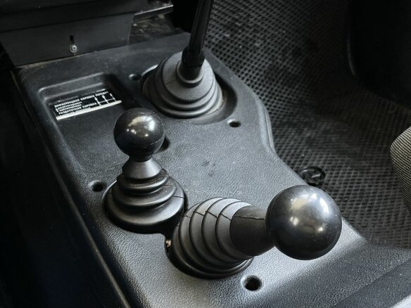 2013 Lada (ВАЗ) 2131 (4x4) 213105 I, серебристый, 361000 рублей - вид 17