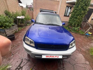 1998 Toyota RAV4 I (XA10), синий, 410000 рублей, вид 1