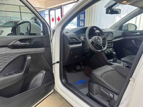 2022 Volkswagen Tharu I, белый, 2060000 рублей, вид 5