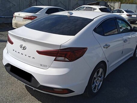 2019 Hyundai Elantra VI (AD) Рестайлинг, белый, 1110000 рублей, вид 3