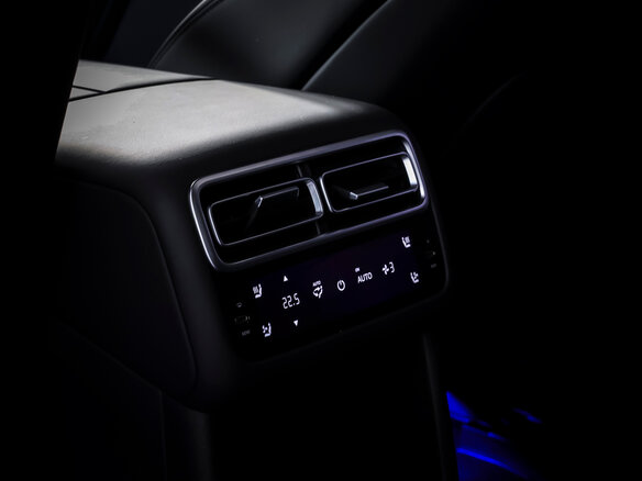 2024 Li Auto (Lixiang) L7 42.8 kWh I Рестайлинг, серый, 6760000 рублей - вид 15