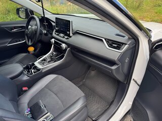 2020 Toyota RAV4 V (XA50), белый, 3100000 рублей, вид 5