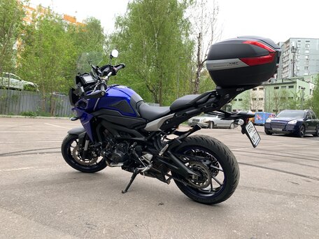 2017 Yamaha MT-09 Tracer (FJ-09), синий, 749000 рублей, вид 4