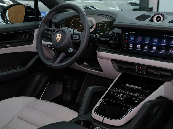 2025 Porsche Cayenne GTS Coupé III Рестайлинг, чёрный, 25690000 рублей - вид 35