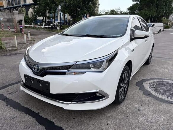 2021 Toyota Corolla Sporty XII (E210), белый, 1580008 рублей
