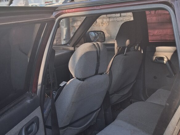 2001 Lada (ВАЗ) 2111, красный, 225000 рублей - вид 10