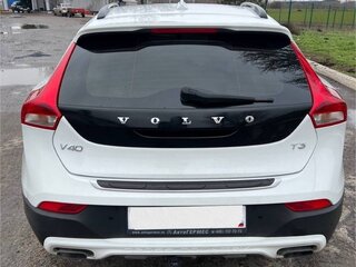 2018 Volvo V40 Cross Country I Рестайлинг, белый, 2000000 рублей, вид 4