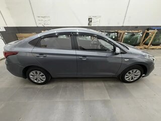2018 Hyundai Solaris II, серый, 1180000 рублей, вид 5
