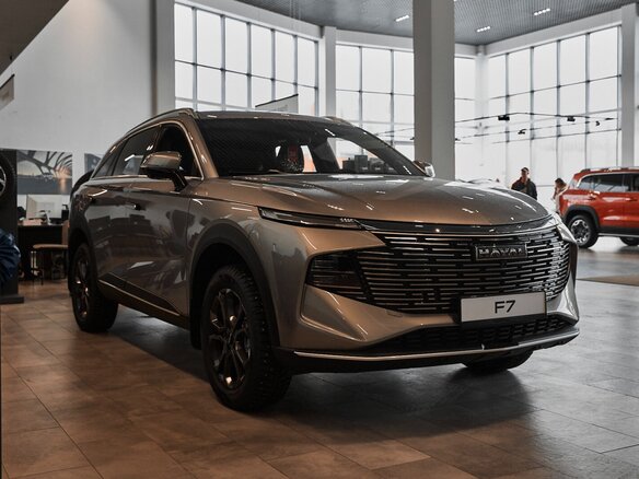 2026 Haval F7 II, серый, 3799000 рублей - вид 2