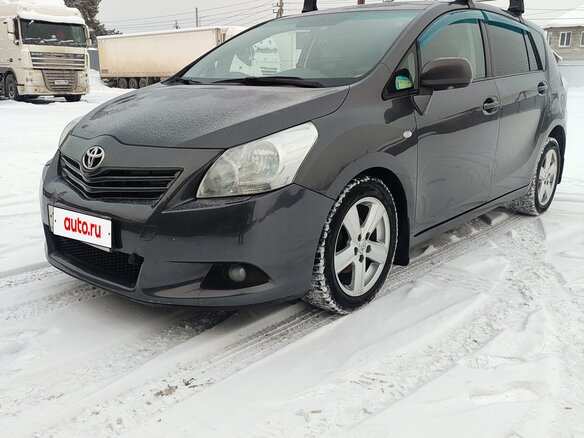 2009 Toyota Verso I, серый, 850000 рублей