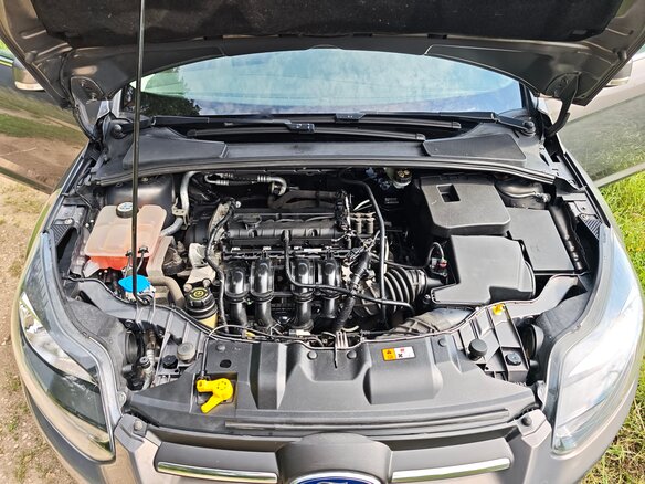 2013 Ford Focus III, коричневый, 950000 рублей - вид 16