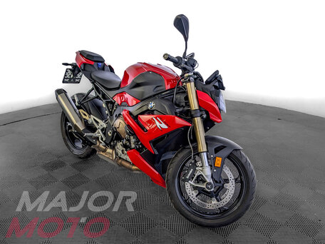 2022 BMW S 1000 R, красный, 1549000 рублей, вид 2