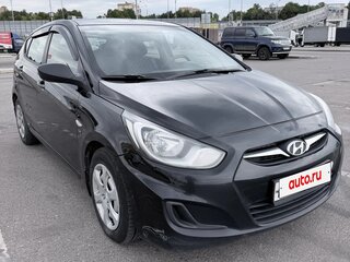 2014 Hyundai Solaris I, чёрный, 695000 рублей, вид 2
