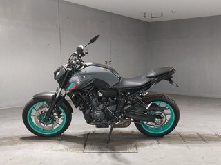 2023 Yamaha MT-07 (FZ-07), чёрный, 734000 рублей, вид 2