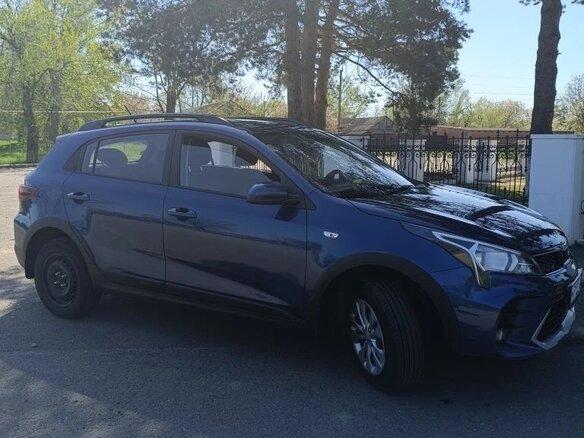 2022 Kia Rio X IV Рестайлинг, синий, 2000000 рублей - вид 7