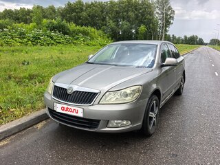 2010 Skoda Octavia II (A5) Рестайлинг, серый, 420000 рублей, вид 1