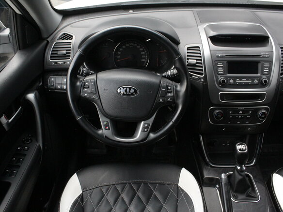 2018 Kia Sorento II Рестайлинг, белый - вид 6