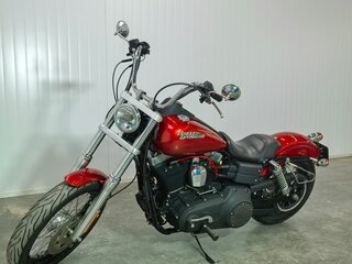 2010 Harley-Davidson Street Bob, красный, 749000 рублей, вид 2