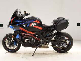 2024 BMW M 1000 XR, чёрный, 2850000 рублей, вид 3