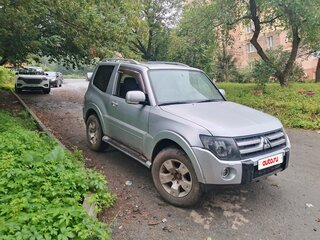 2007 Mitsubishi Pajero IV, серебристый, 1100000 рублей, вид 3