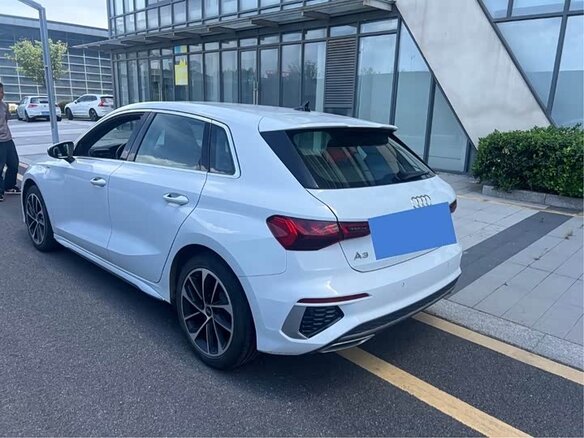 2023 Audi A3 35 TFSI IV (8Y), белый - вид 2