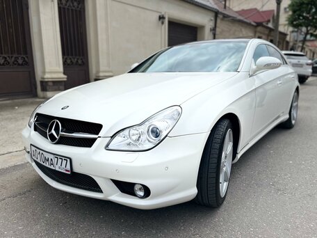 2005 Mercedes-Benz CLS 500 I (C219), белый, 2090000 рублей, вид 4