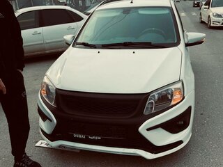 2015 Lada (ВАЗ) Granta Sport I, белый, 700000 рублей, вид 2