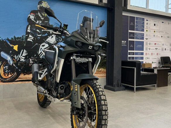 2025 Kove 800X, зелёный, 999999 рублей - вид 2