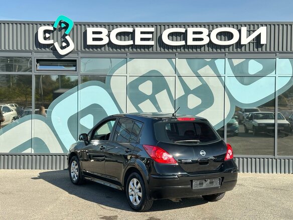2011 Nissan Tiida I Рестайлинг, чёрный, 890000 рублей - вид 2