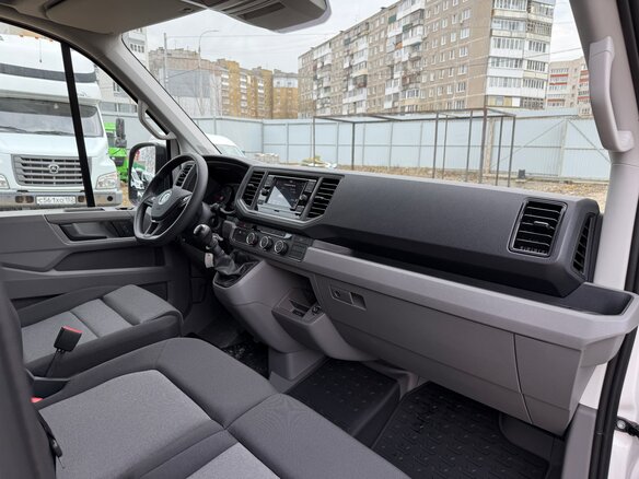 2024 Volkswagen Crafter, белый, 8900000 рублей - вид 13