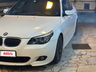 2008 BMW 5 серии 525i V (E60/E61) Рестайлинг, белый, 1700000 рублей, вид 1