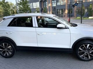 2026 Volkswagen T-Roc I (China Market) Рестайлинг, белый, 2450000 рублей, вид 3