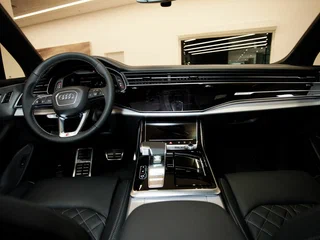 2026 Audi Q7 50 TDI II (4M) Рестайлинг 2, белый, 14700000 рублей, вид 3