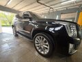2018 Cadillac Escalade IV, чёрный, 5500000 рублей - вид 3
