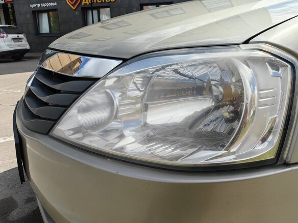 2012 Renault Logan I Рестайлинг, бежевый, 415000 рублей - вид 13