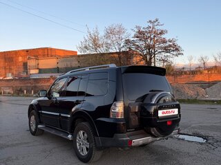2007 Mitsubishi Pajero IV, чёрный, 1300000 рублей, вид 2