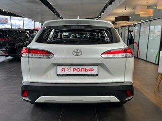 2026 Toyota Corolla Cross I Рестайлинг, белый, 3790000 рублей, вид 4