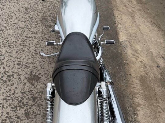 2002 Harley-Davidson V-Rod, серебристый, 599000 рублей - вид 4