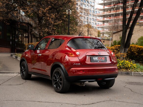 2012 Nissan Juke I, красный - вид 6