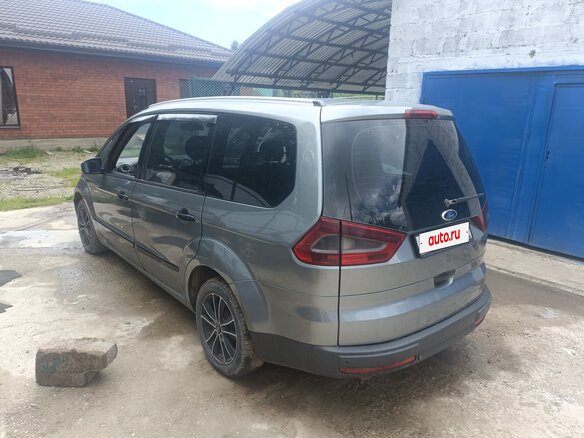 2014 Ford Galaxy II Рестайлинг, серый, 750000 рублей - вид 3