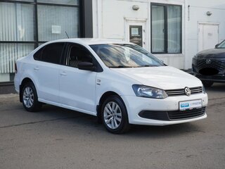 2013 Volkswagen Polo V, белый, 855700 рублей, вид 3